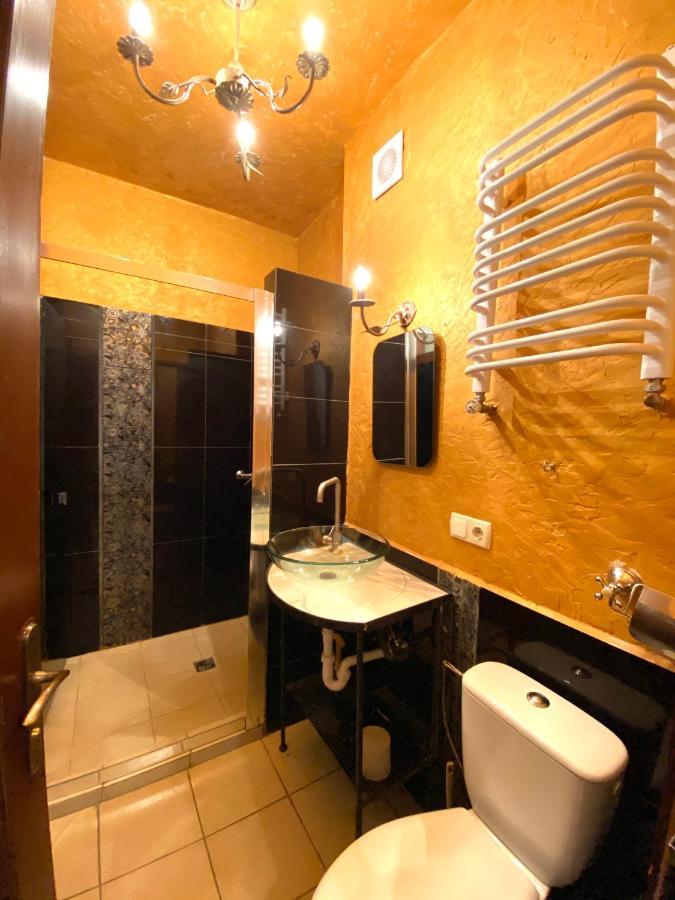 Апартаменти На Вул. Лесі Українки 19/4 Leópolis Exterior foto
