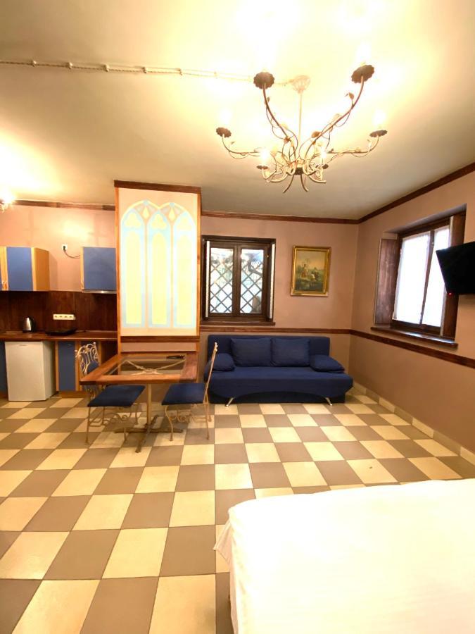 Апартаменти На Вул. Лесі Українки 19/4 Leópolis Exterior foto